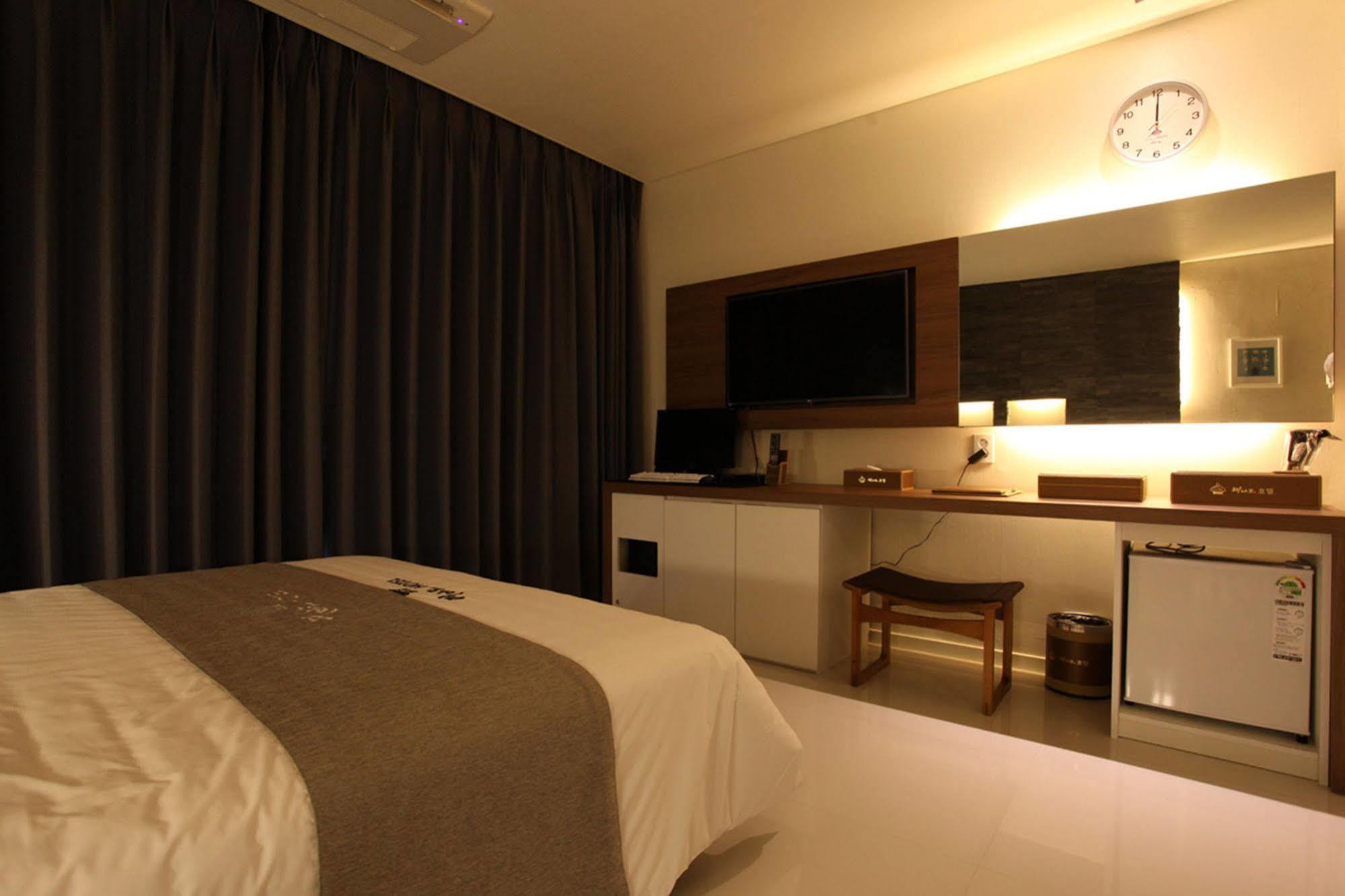 Drive In Hotel Tiamo Pocheon Exterior photo